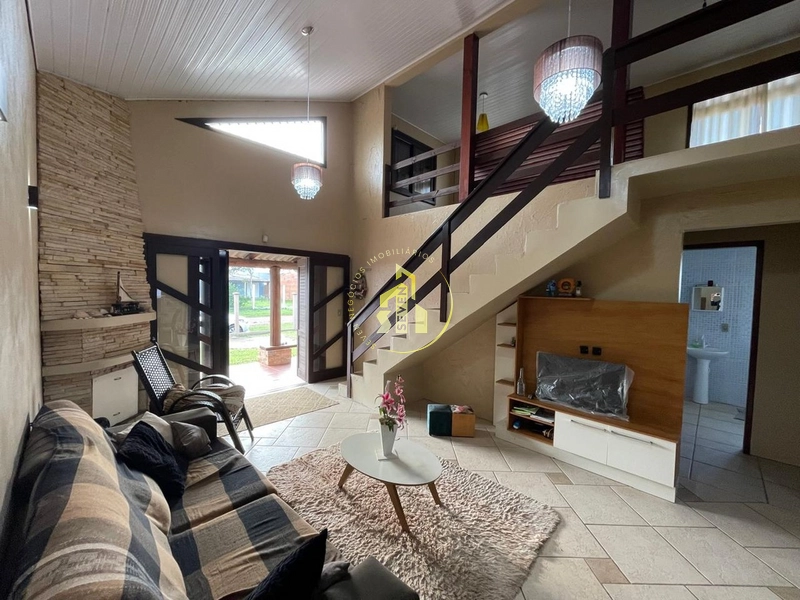 Casa Ampla e Bem Localizada – 3 Quadras do Mar: 32ª foto da galeria de imagens do imóvel