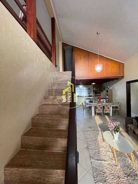 Casa Ampla e Bem Localizada – 3 Quadras do Mar: 36ª foto da galeria de imagens do imóvel