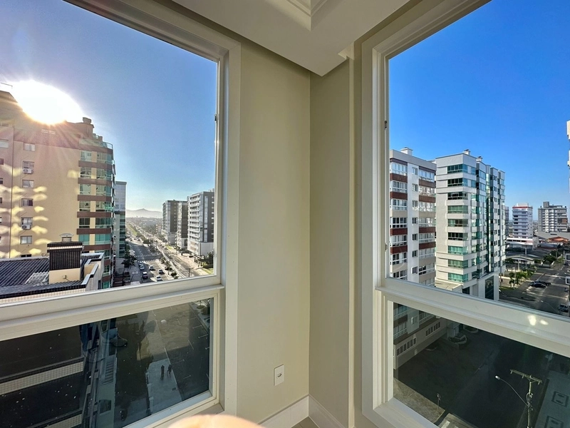 APARTAMENTO COM DESIGN NEOCLÁSSICO: 9ª foto da galeria de imagens do imóvel