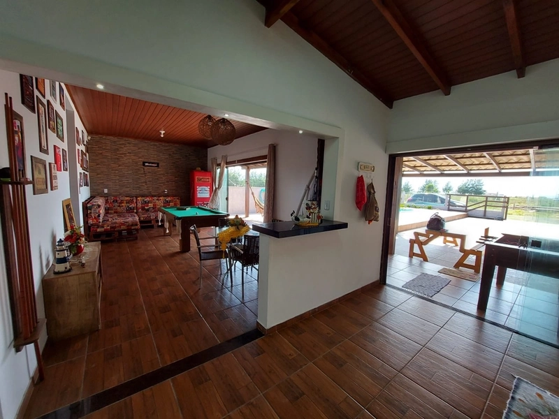 Ótima casa com piscina: 4ª foto da galeria de imagens do imóvel