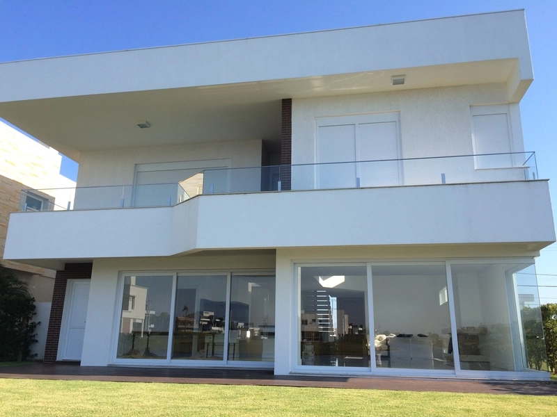 SOBRADO FRENTE LAGO: 1ª foto da galeria de imagens do imóvel