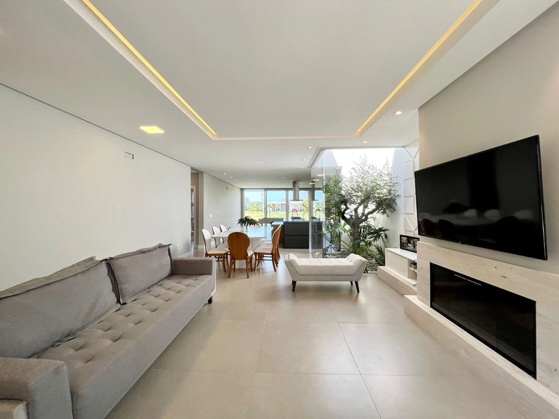 CASA EM CONDOMINIO: 18ª foto da galeria de imagens do imóvel