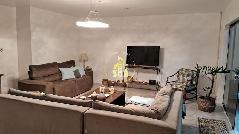 Casa bem próxima ao mar da praia de Xangri-lá: 2ª foto da galeria de imagens do imóvel