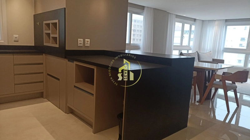 Apartamento de 3 suítes, frente, vista mar e praça, no Navegantes.: 6ª foto da galeria de imagens do imóvel