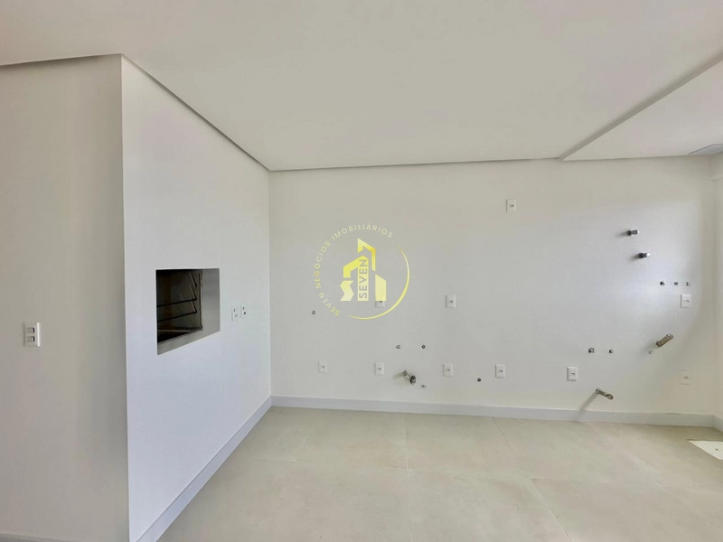 Apartamento com 2 suítes + lavabo, sacada, de frente, Navegantes: 3ª foto da galeria de imagens do imóvel