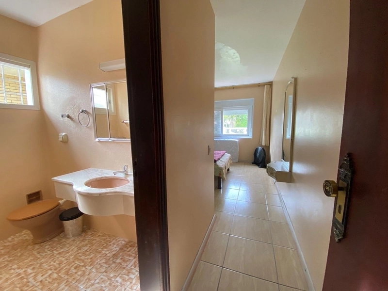 CASA COM UMA OTIMA LOCALIZAÇÃO.: 16ª foto da galeria de imagens do imóvel