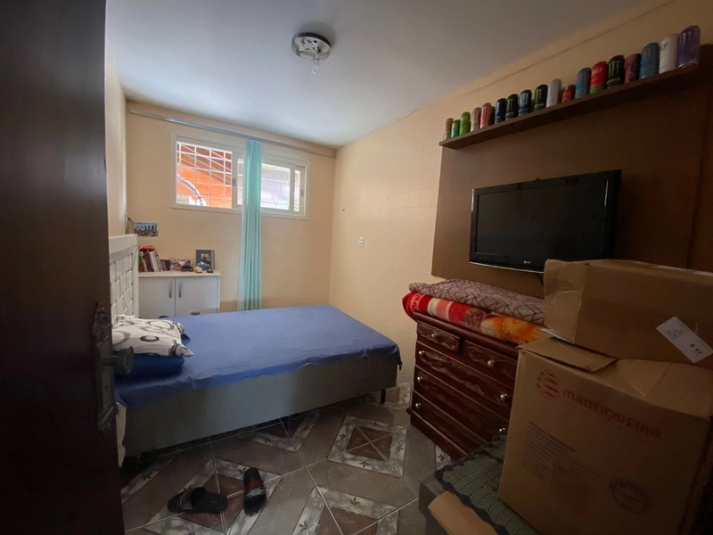 CASA COM UMA OTIMA LOCALIZAÇÃO.: 8ª foto da galeria de imagens do imóvel