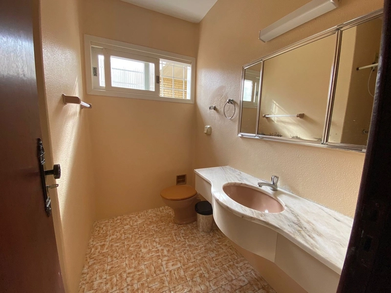 CASA COM UMA OTIMA LOCALIZAÇÃO.: 13ª foto da galeria de imagens do imóvel