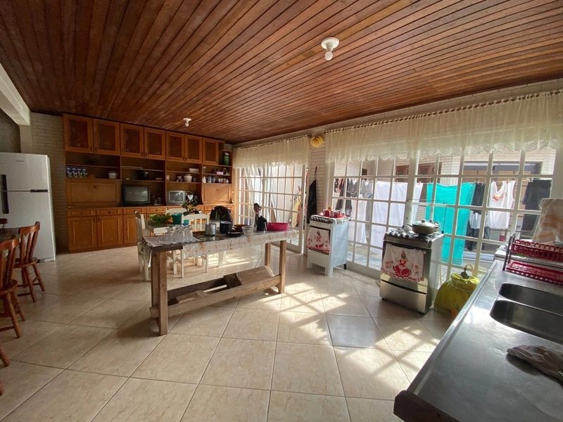 CASA COM UMA OTIMA LOCALIZAÇÃO.: 17ª foto da galeria de imagens do imóvel