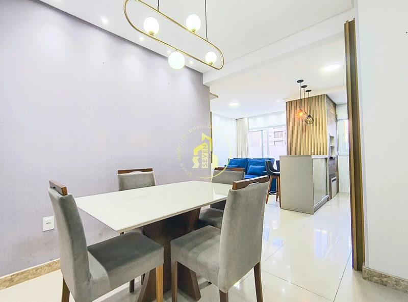 Apartamento próximo ao mar da praia de Capão da Canoa e junto a praça.: 2ª foto da galeria de imagens do imóvel