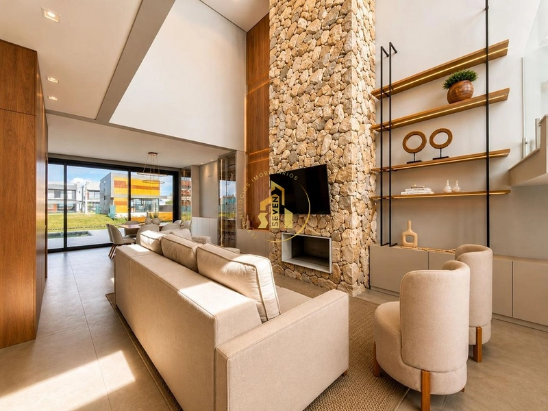 Casa de alto padrão: 17ª foto da galeria de imagens do imóvel