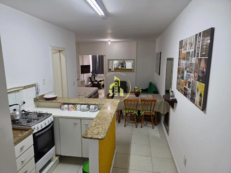 Apartamento de 1 dormitório próximo ao mar: 2ª foto da galeria de imagens do imóvel