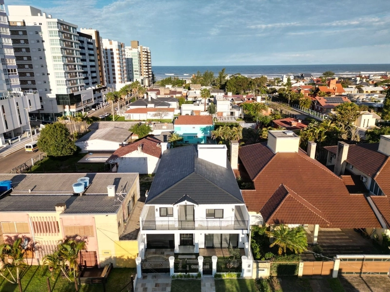 CASA NEO CLÁSSICA: 40ª foto da galeria de imagens do imóvel