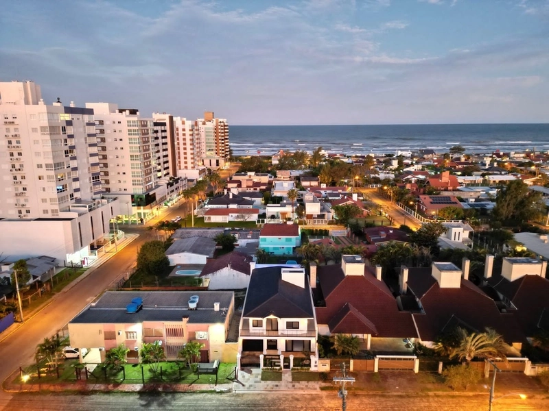 CASA NEO CLÁSSICA: 4ª foto da galeria de imagens do imóvel
