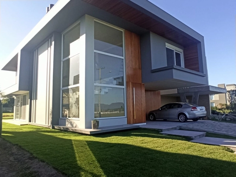 Mansão em condomínio fechado: 1ª foto da galeria de imagens do imóvel