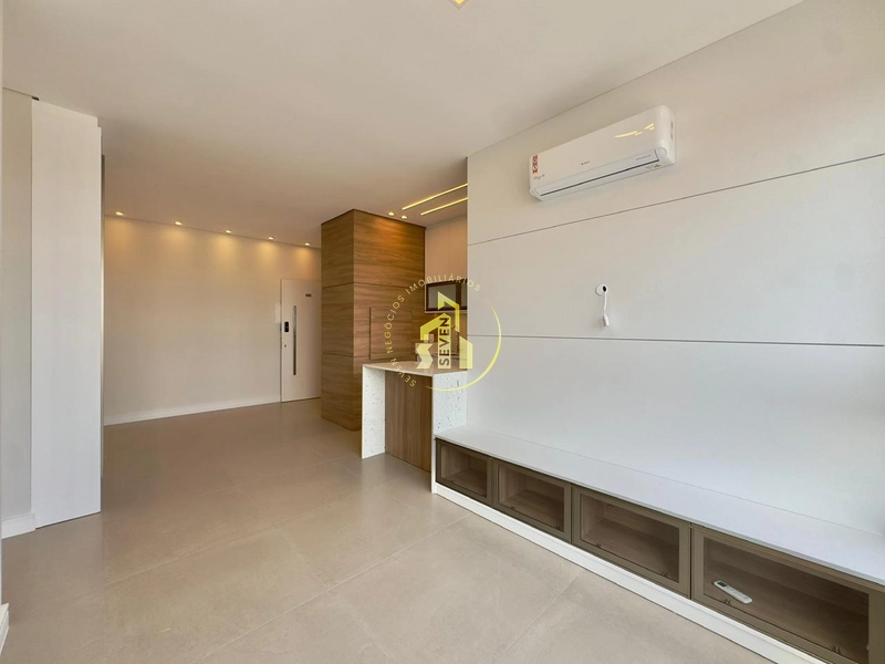 Apartamento de 2 dormitórios,prédio alto padrão, box, Zona Nova, Capão: 3ª foto da galeria de imagens do imóvel