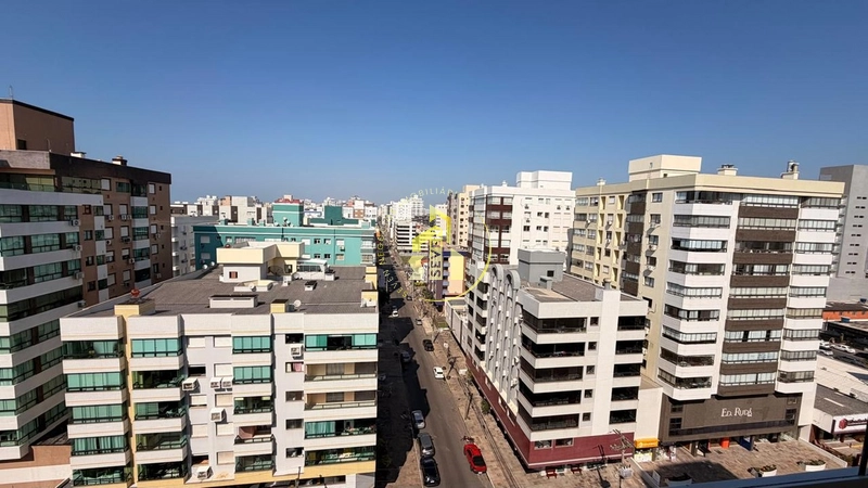Apartamento Amplo no Centro: 8ª foto da galeria de imagens do imóvel