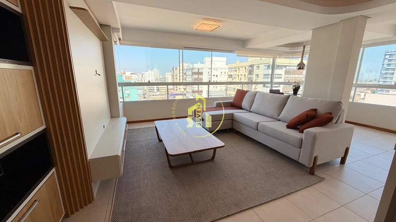 Apartamento Amplo no Centro: 3ª foto da galeria de imagens do imóvel