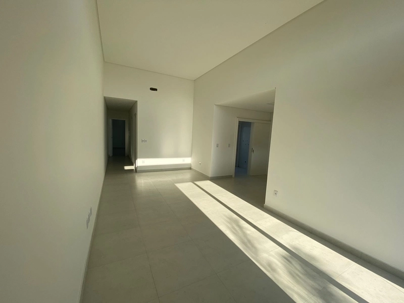 CASA GEMINADA COM ARQUITETURA MODERNA: 13ª foto da galeria de imagens do imóvel