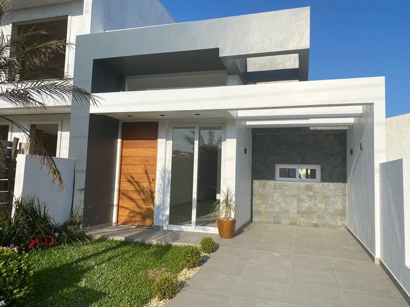 CASA GEMINADA COM ARQUITETURA MODERNA: 11ª foto da galeria de imagens do imóvel