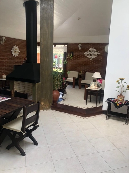 Belíssima casa de esquina em Xangri-lá, bairro Atlântida: 6ª foto da galeria de imagens do imóvel