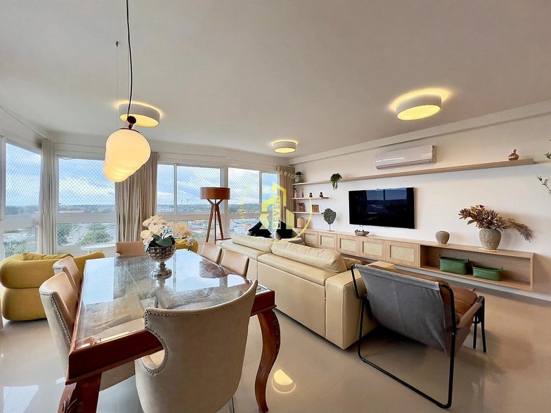 MANSÃO SUSPENSA COM 4 DORMIT., MOBILIADA E DECORADA, NAVEGANTES.: 2ª foto da galeria de imagens do imóvel