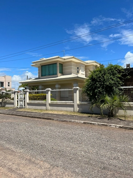 A verdadeira e original casa de praia junto ao mar de capão da canoa: 6ª foto da galeria de imagens do imóvel