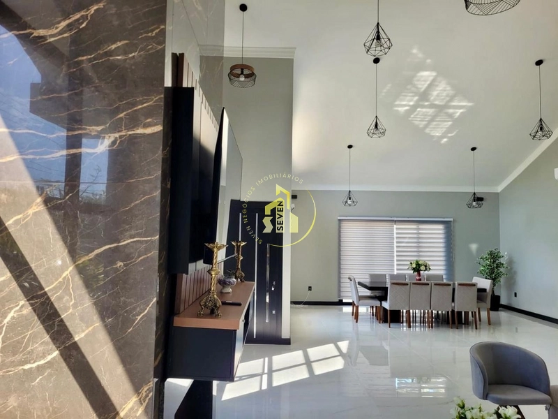 Linda residência de alto padrão: 13ª foto da galeria de imagens do imóvel
