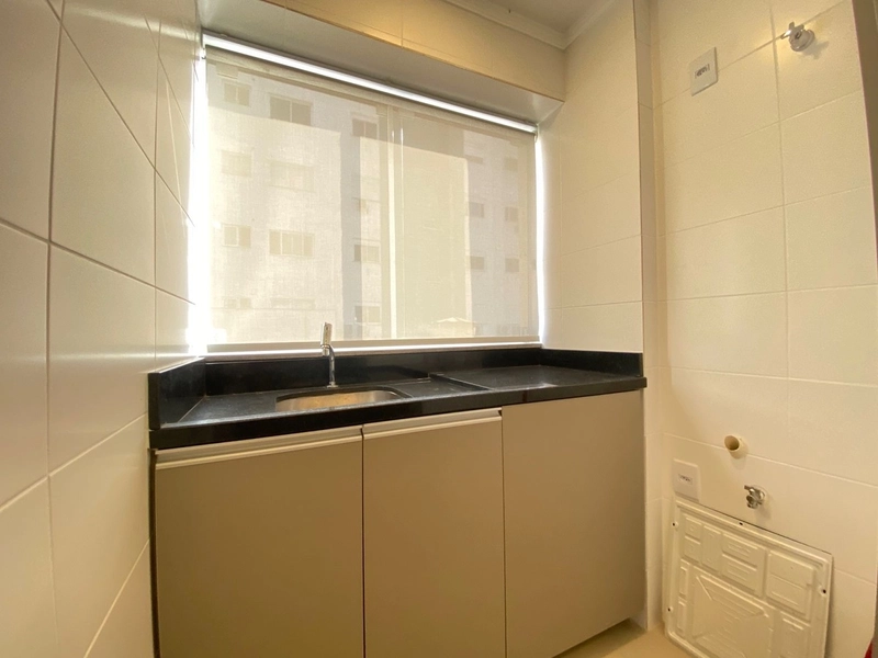 LINDO APARTAMENTO MOBILIADO E DECORADO: 3ª foto da galeria de imagens do imóvel
