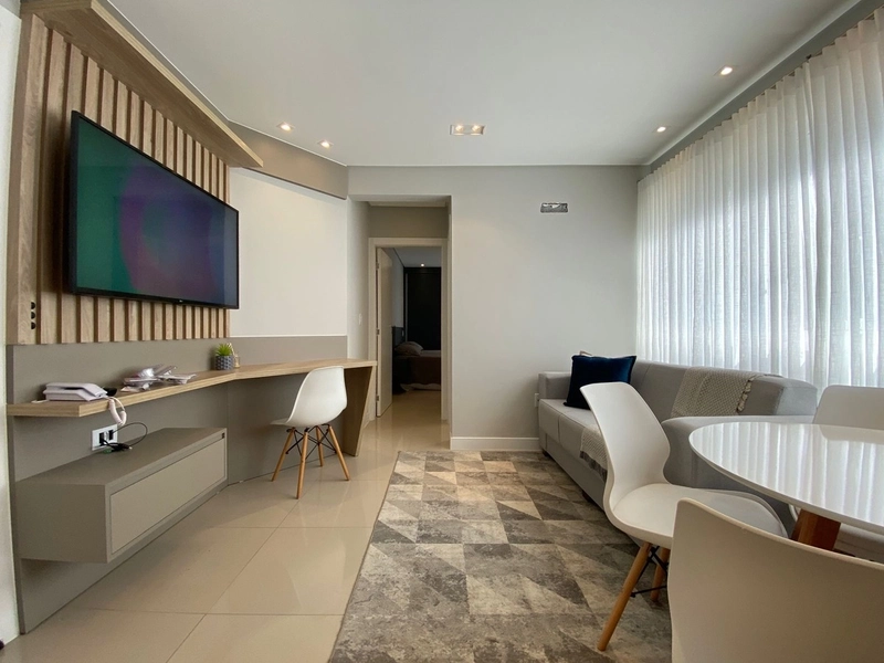 LINDO APARTAMENTO MOBILIADO E DECORADO: 1ª foto da galeria de imagens do imóvel