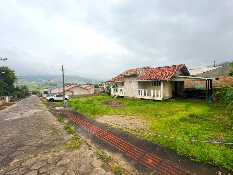 Casa á Venda em Gravatal-SC: 2ª foto da galeria de imagens do imóvel