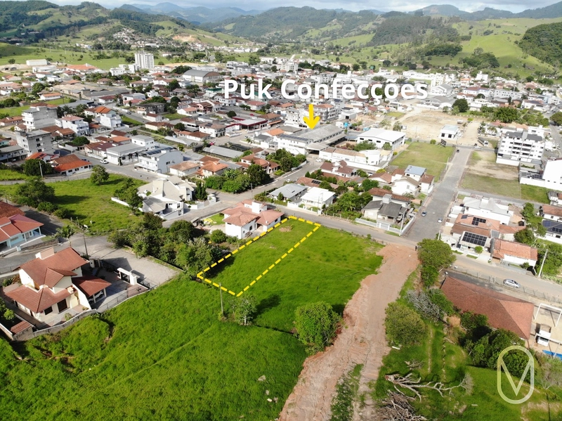 Lote á Venda no Centro de Armazém-SC: 1ª foto da galeria de imagens do imóvel