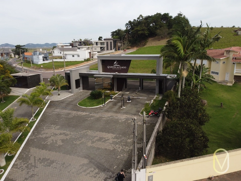 Lote á Venda no Condomínio Quinta do Lago em Tubarão-SC: 3ª foto da galeria de imagens do imóvel
