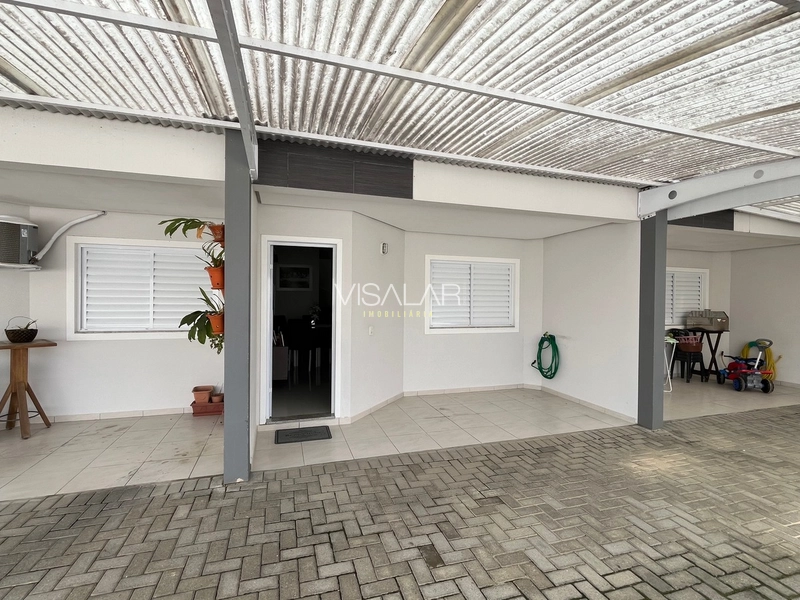 Casa Á Venda em Armazém-SC: 3ª foto da galeria de imagens do imóvel