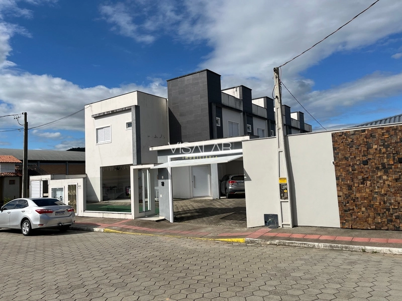 Casa Á Venda em Armazém-SC: 2ª foto da galeria de imagens do imóvel