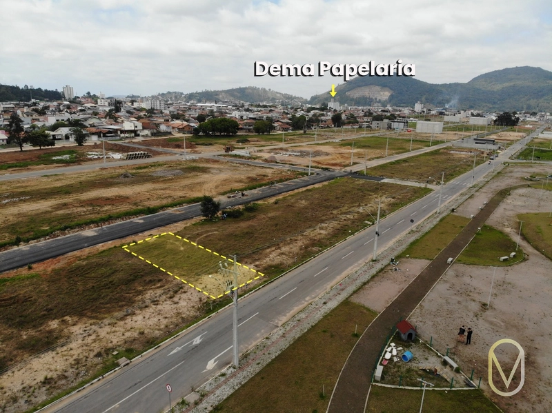 Lote á Venda no bairro Humaitá de Cima em Tubarão-SC: 3ª foto da galeria de imagens do imóvel