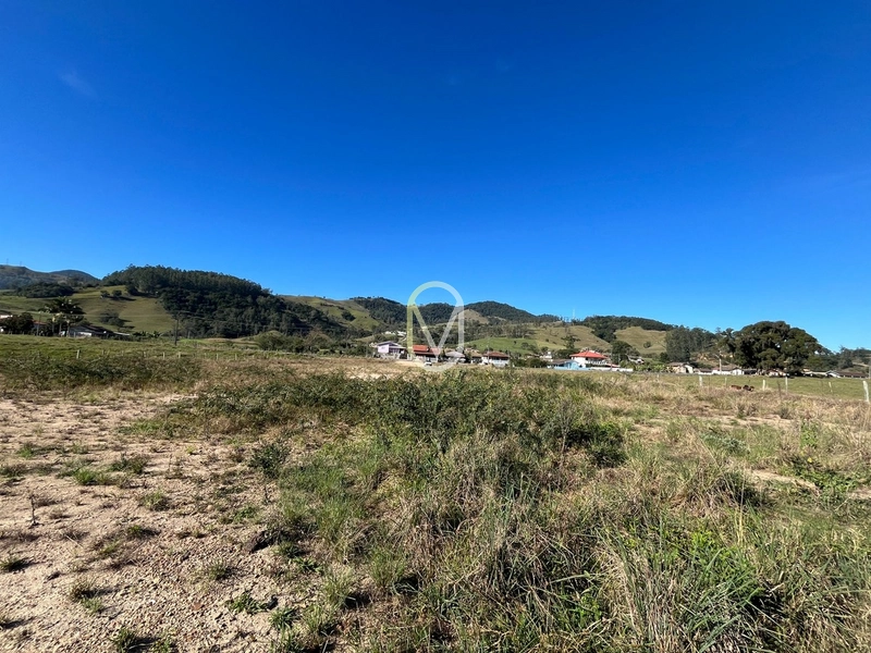 Terreno à Venda Beira da Rodovia Bairro São Francisco Armazém-SC: 1ª foto da galeria de imagens do imóvel