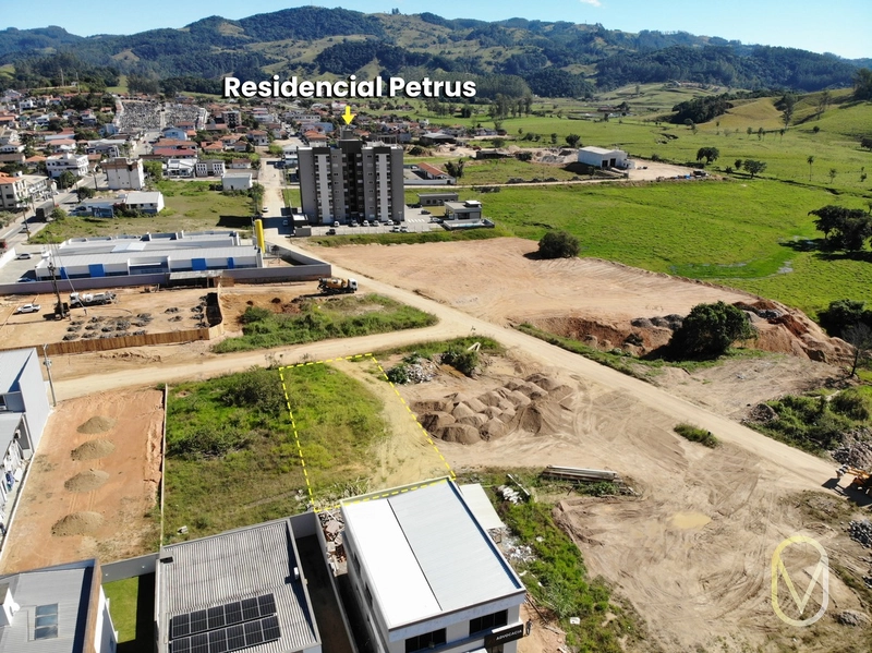 Lote á Venda no Centro de Armazém-SC: 2ª foto da galeria de imagens do imóvel