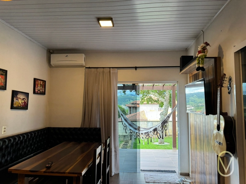 Casa de 2 dormitórios á Venda em Armazém-SC: 12ª foto da galeria de imagens do imóvel
