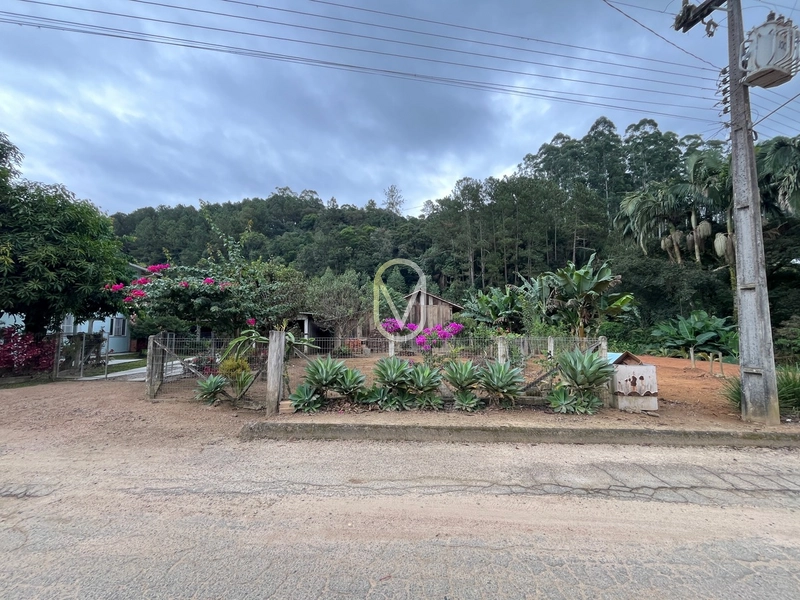 Sobrado a Venda no bairro Rio São João em São Martinho-SC.: 8ª foto da galeria de imagens do imóvel