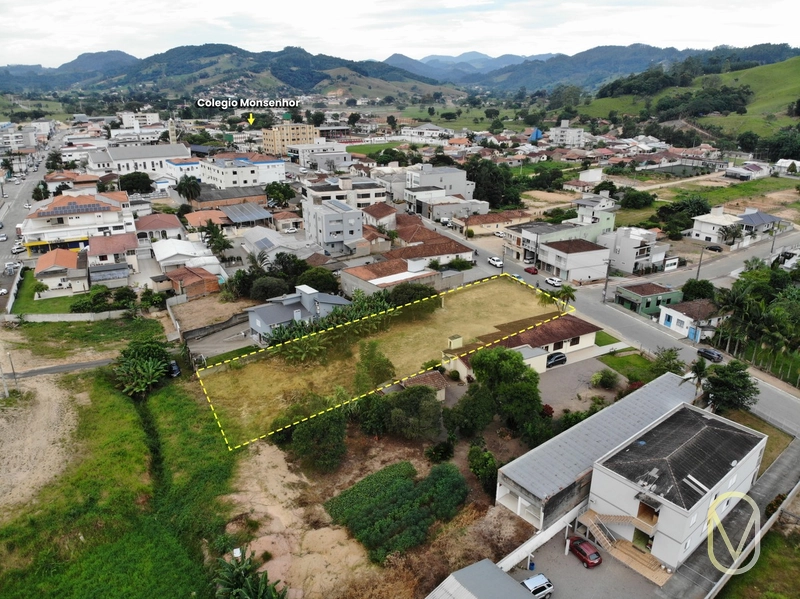 Lote á Venda no Centro de Armazém-SC: 2ª foto da galeria de imagens do imóvel