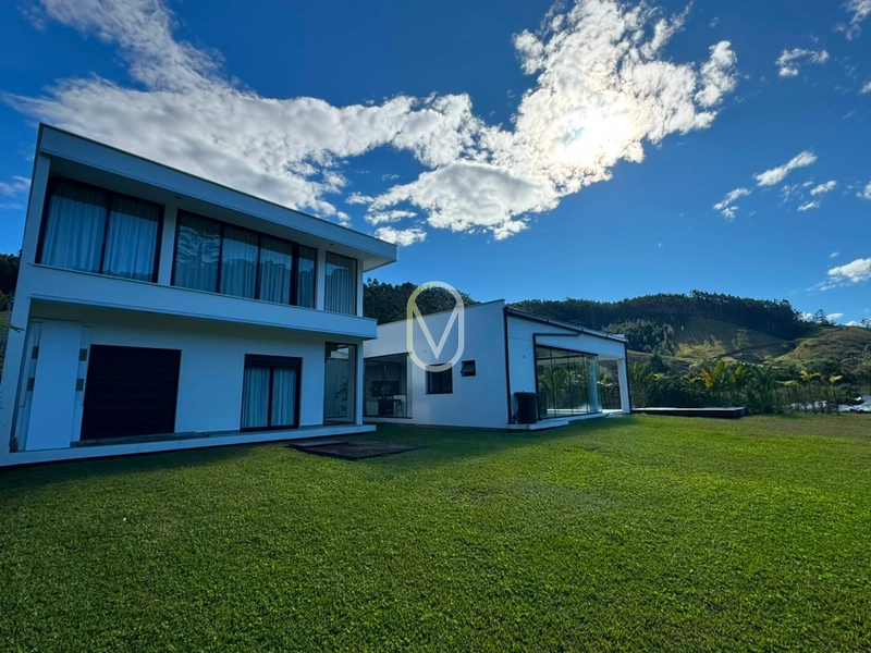 Casa de Alto Padrão á Venda em São Martinho-SC: 40ª foto da galeria de imagens do imóvel