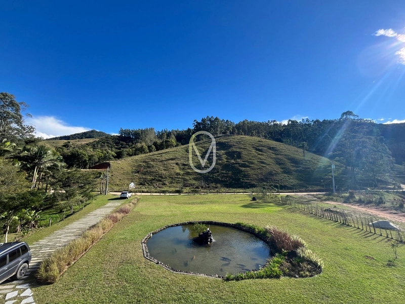 Casa de Alto Padrão á Venda em São Martinho-SC: 35ª foto da galeria de imagens do imóvel