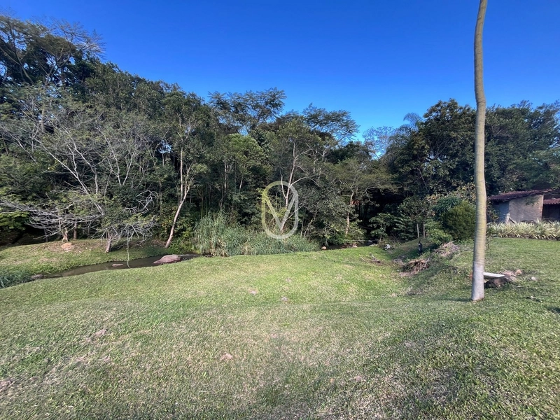 Casa de Alto Padrão á Venda em São Martinho-SC: 44ª foto da galeria de imagens do imóvel
