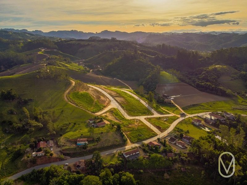 Loteamento Santa Terezinha: 5ª foto da galeria de imagens do imóvel