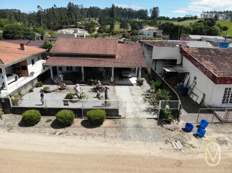 Casa á Venda no bairro Baixo Pinheiral em Braço do Norte-SC: 7ª foto da galeria de imagens do imóvel