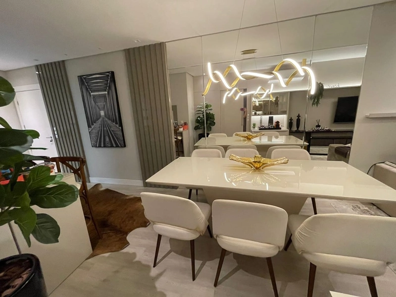 Apartamento Finamente Mobiliado e Decorado – Bairro São Luiz: 3ª foto da galeria de imagens do imóvel
