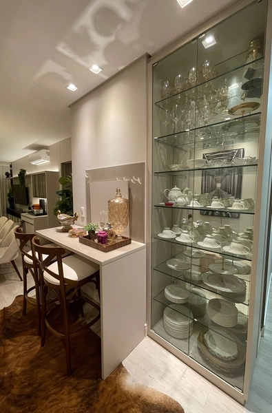 Apartamento Finamente Mobiliado e Decorado – Bairro São Luiz: 8ª foto da galeria de imagens do imóvel