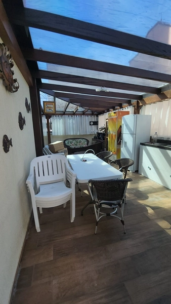 Apartamento Alto Padrão à Venda em Meia Praia – Itapema/SC: 3ª foto da galeria de imagens do imóvel