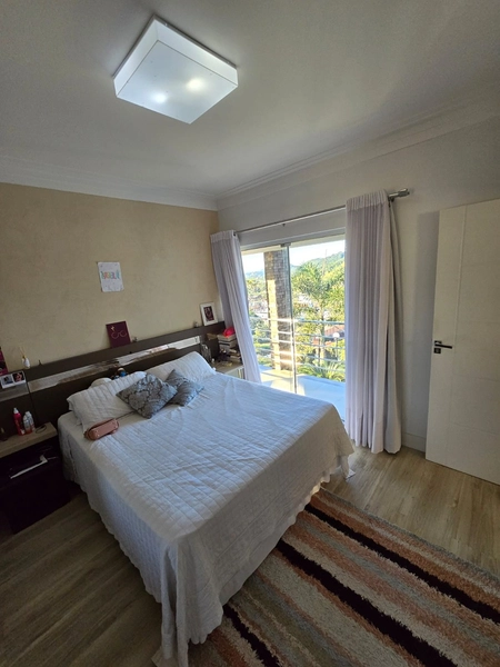 Belíssima Casa com Vista Panorâmica no Bairro Dom Joaquim – Brusque | 400m² | Piscina | 4 Vagas: 29ª foto da galeria de imagens do imóvel